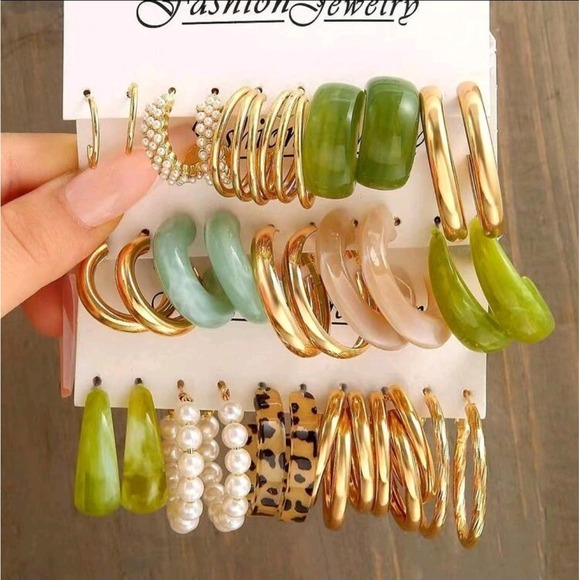 Fashion Jewelry Hoop Earring Set Gold Tone Resin Pearl Leopard - Picture 1 of 4